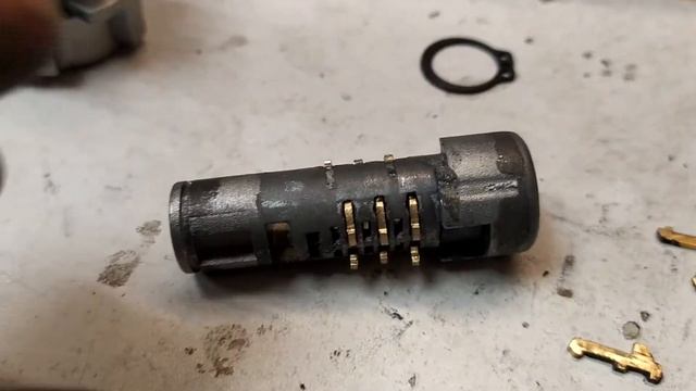 Ремонт замка зажигания Kia Ceed на выезде смотреть онлайн