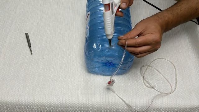 Капельный полив без затрат из пятилитровых пластиковых бутылок смотреть онлайн