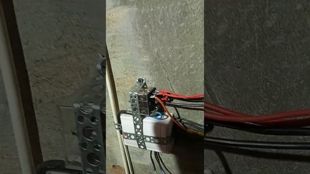 Радиореле KR2202 подключение к приводу ворот с паре с коллекторным двигателем.