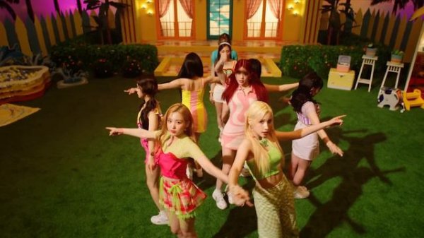 Kep1er 케플러 l 'Up!' M/V