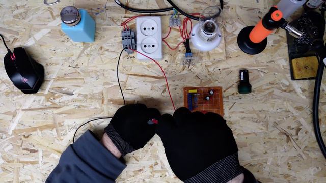 Как запитать светодиод от 220В AC. Часть 2 смотреть онлайн