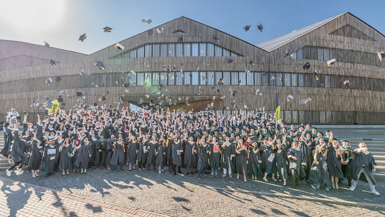 10th Commencement Ceremony. Best Moments смотреть онлайн
