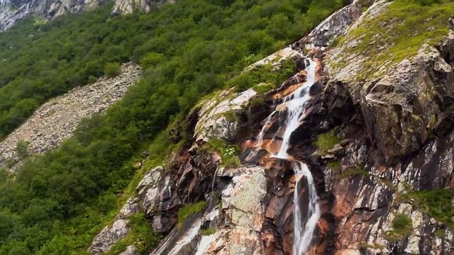 Северная Осетия - Алания. Медаграбинские водопады (Зейгалан) смотреть онлайн