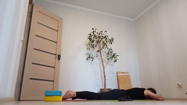 Прогибы | Хатха-йога | Случайные голоса | ru: 97% | en: 3% смотреть онлайн