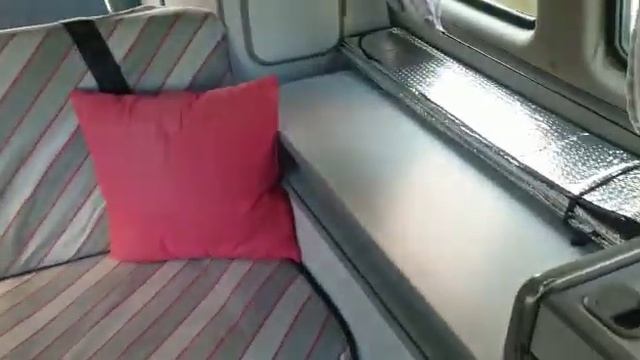 VOLKSWAGEN T3 WESTFALIA CAMPER