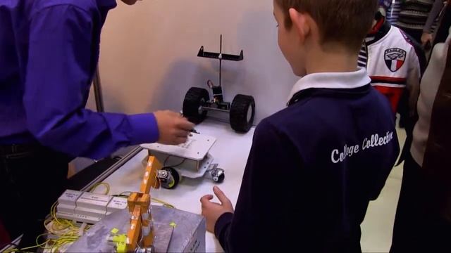 Экспоцентр. Выставка. 13.10.2013 смотреть онлайн