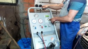 Заправка кондиционера и замена трубки высокого давления