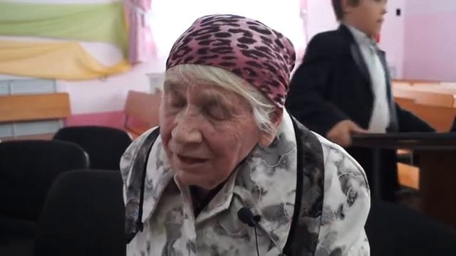 В школе №2 г.Верхнеуральска чествовали ветеранов и тружеников тыла! смотреть онлайн
