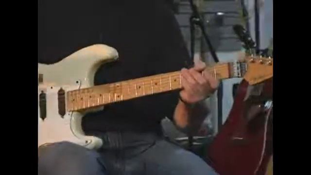 How to Play the Blues Guitar Shuffle & Turnaround смотреть онлайн