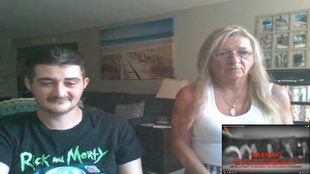 MOM React's To Brave Wilderness Giant Centipede (AUDIO DELAY) смотреть онлайн