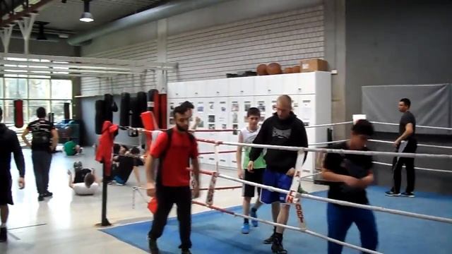 Бокс. Германия. Странички из жизни "The First Glove". смотреть онлайн