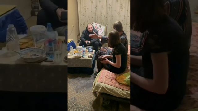 БЕЗУМНЫЙ ПАША. ОЛЕГ МОНГОЛ. ТЕМЫЧ. ИРИШКА ЧИКИ ПИКИ. НАДЮХА. ВЕЧЕРИНКА НА БЛАТХАТЕ. смотреть онлайн