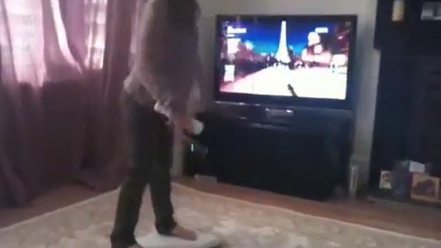 Eloise playing Shaun White Snowboarding World stage смотреть онлайн