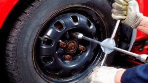 Почему нельзя смазывать колесные болты