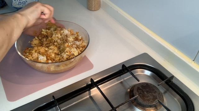 Самый простой в приготовлении и вкусный ролл или кимпаб! 김밥!? смотреть онлайн