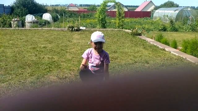 учимся деладь кувырок