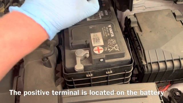 Audi Q3 2015 Diesel Battery Jump Start Location смотреть онлайн