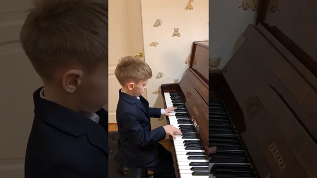 И.С. Бах Маленькая прелюдия До мажор смотреть онлайн
