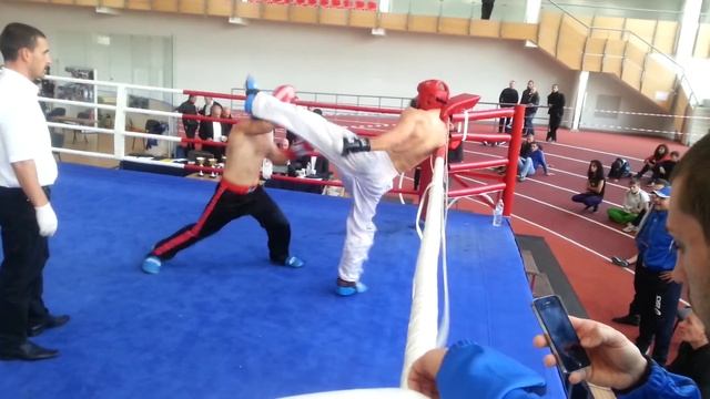 ФИНАЛ кик бокс - фул контакт мъже 71 кг 03.11.2013 смотреть онлайн