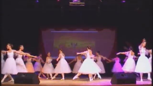 08 Nuotaika Vals Cvetov.wmv смотреть онлайн