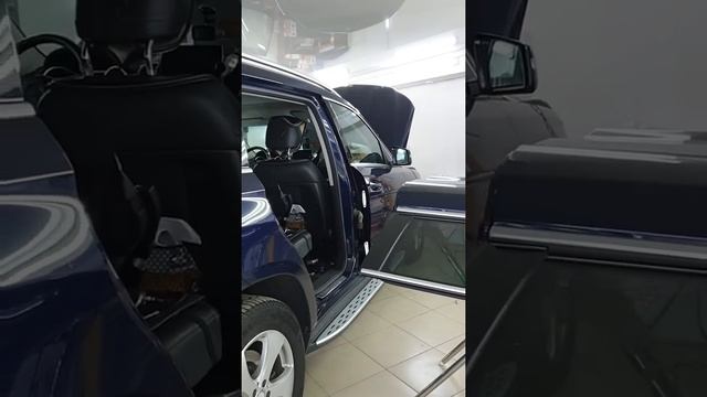 Mercedes GLS 350D - ремонт вмятин без покраски смотреть онлайн