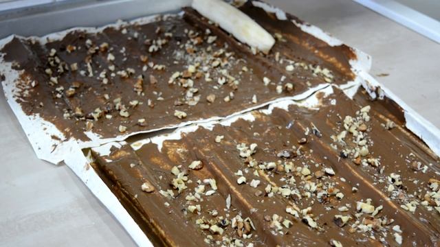 ЛАВАШ С ШОКОЛАДОМ И БАНАНОМ смотреть онлайн