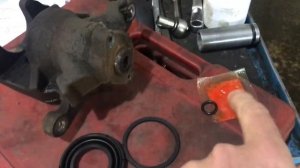 ?Ремонт стояночного тормоза на Митсубиси АСХ.