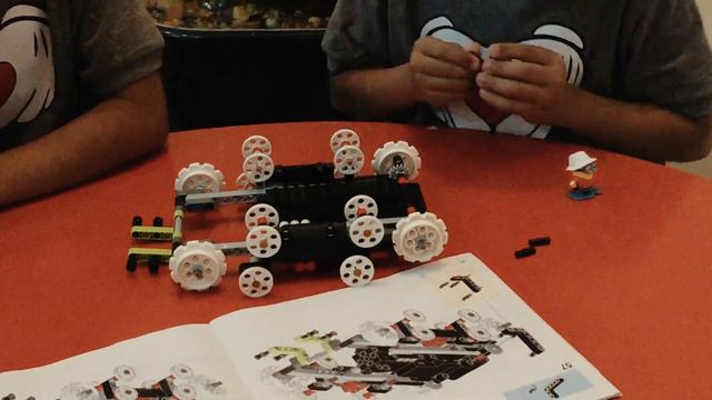 How to build the bricks R/C Car -13023 смотреть онлайн