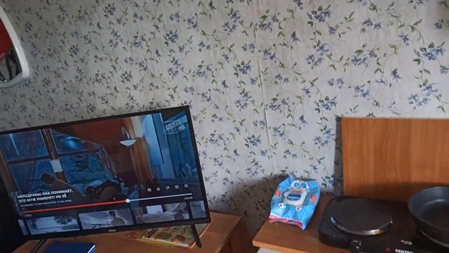 Как избавиться от ТАРАКАНОВ в комнате общежития. Дельные советы. смотреть онлайн