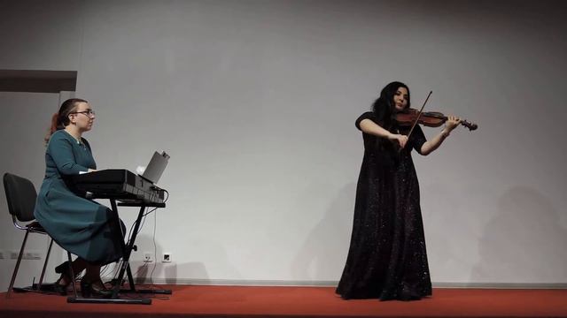 Дениза Альмухаметова и Анастасия Ялилова — Chandelier (Sia instrumental cover) смотреть онлайн