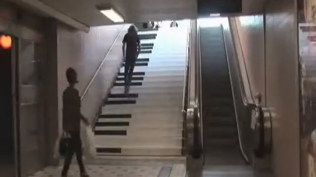 PIANO STAIR CASE - VOLKSWAGEN - Cannes 2010 - Film / Bronze смотреть онлайн
