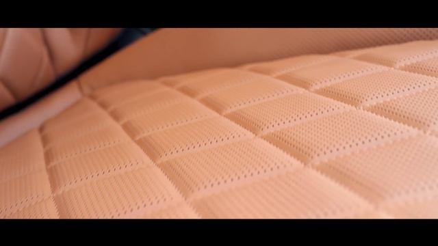 Mercedes-Benz designo Manufaktur Walkaround смотреть онлайн