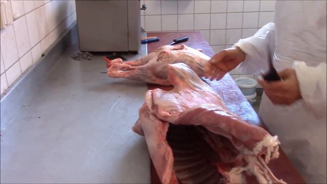 Как быстро и практично разделать целую тушу барана. Турецкий-мастер класс. смотреть онлайн