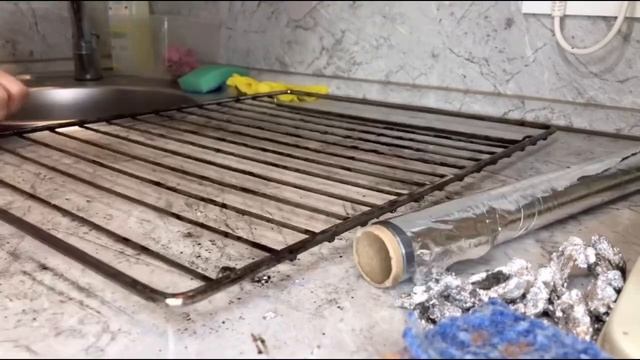 При помощи фольги очищаю решетку из духовки, без чистящих средств #лайфхаки#полезныесоветы#уборка