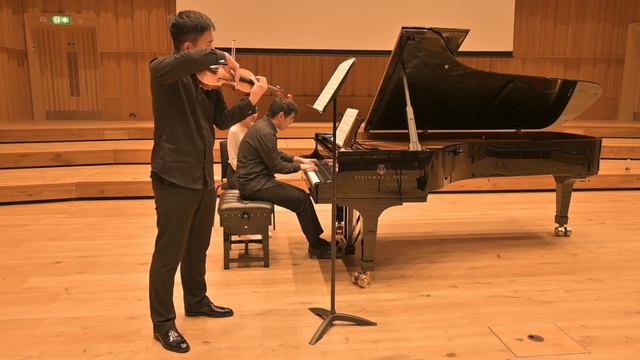 Francis Poulenc Violin sonata with piano смотреть онлайн