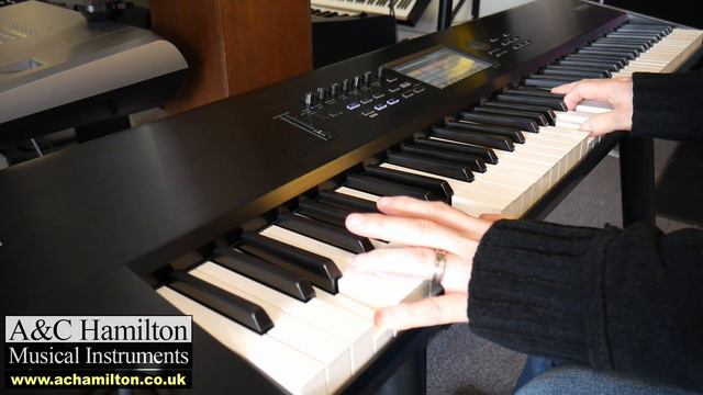 Korg Nautilus 88 First Look - No Talking! смотреть онлайн