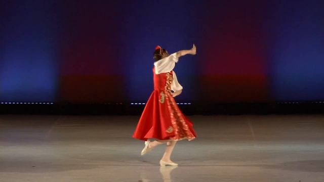 Танцевальная школа Авита. Хлапова Софья. «Трепак из балета Щелкунчик». смотреть онлайн