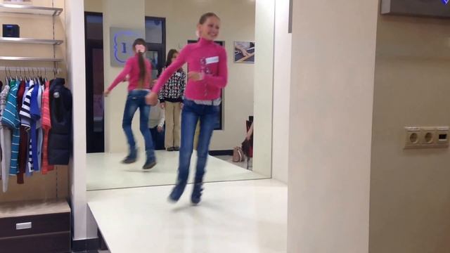 Первый этап обучения красивой походке! смотреть онлайн