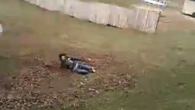roll down hill funny part 1 001.3g2 смотреть онлайн
