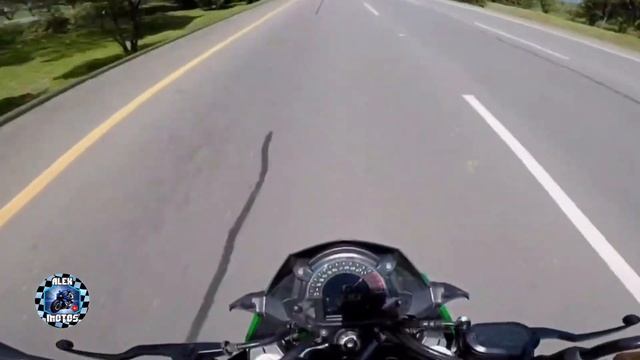 Kawasaki Z400 Top Speed (velocidad Máxima) ??