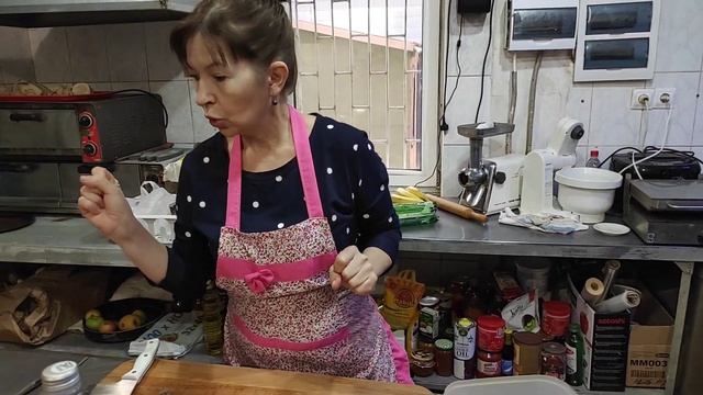 Ананасовый салат, и курица по тайски в какосовом молоке. 26 января 2021 г. смотреть онлайн