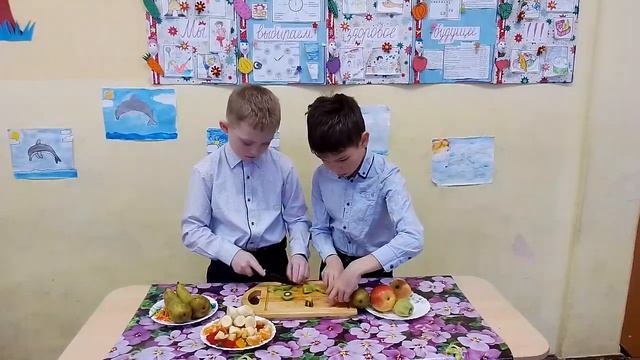 Уроки домоводства Фруктовые ёжики смотреть онлайн