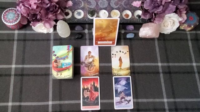 PISCES | ? Giving Yourself Permission To Rest & Disconnect | July 2022 In-Depth Tarot Reading смотреть онлайн