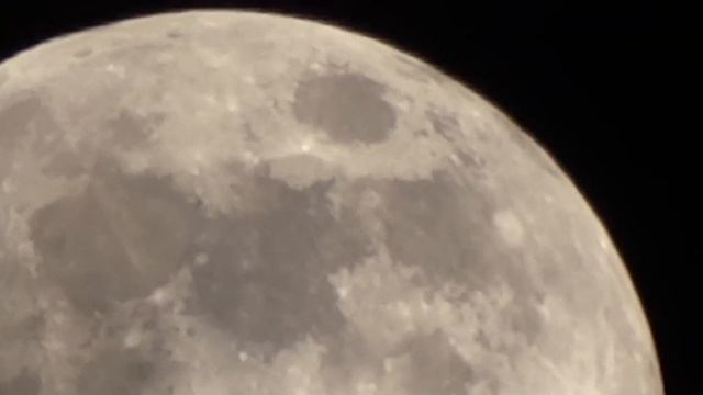 Луна через ультразум Sony DSC HX-300 26 апреля 2018 Часть 1 смотреть онлайн