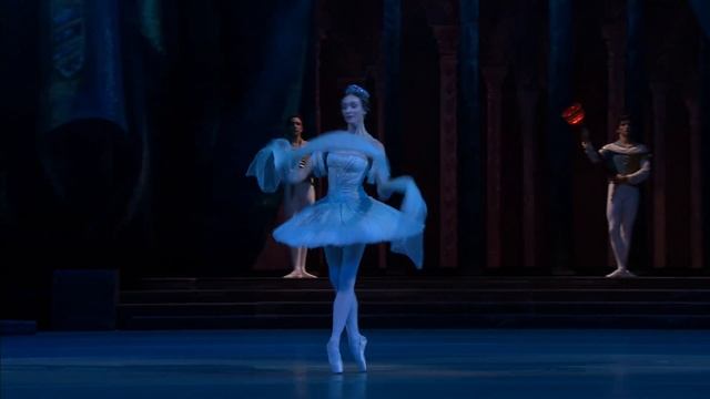 Olga Smirnova, Artemy Belyakov, Igor Tsvirko. A. Glazunov. 