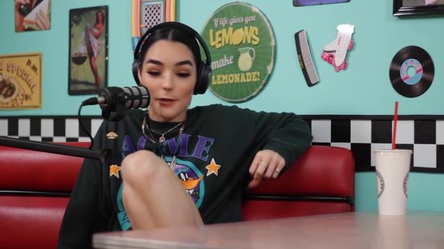 Welcome to Dropouts B-Words! смотреть онлайн