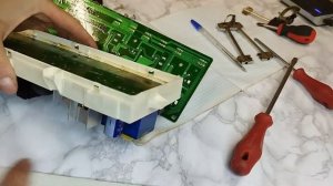 Стиральная машинка LG  не блокируется дверь