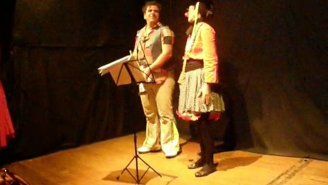 Capotó Tíaster Clown: La vie an rose Nicky Charter y Mrs Prime смотреть онлайн