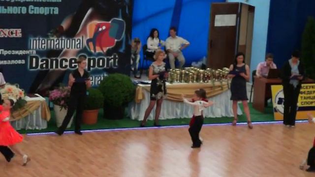 Tango 1.4.avi смотреть онлайн