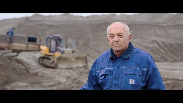 Анатолий Николаевич - машинист бульдозера смотреть онлайн